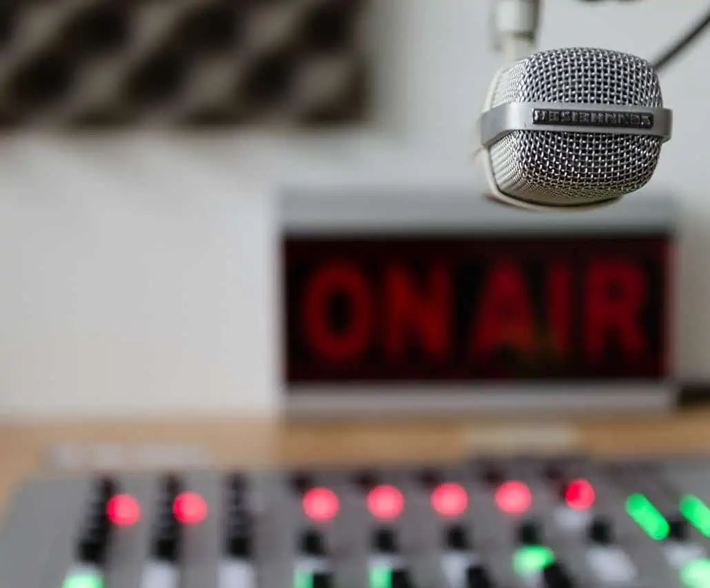 Smooth FM Live Nigeria radio stream - listen online for free at